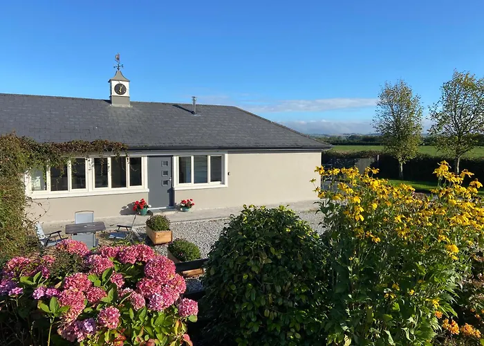 Meadowlane Lodge